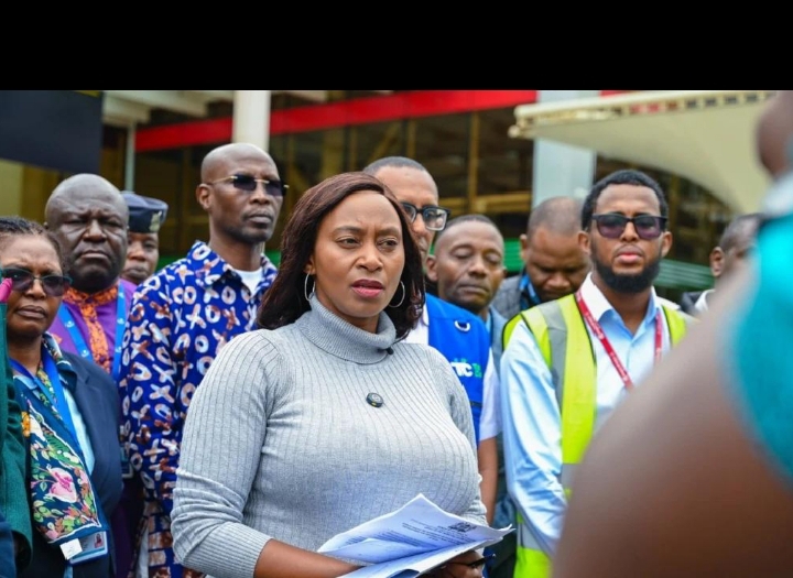 Kenya steps up Ebola contact tracing